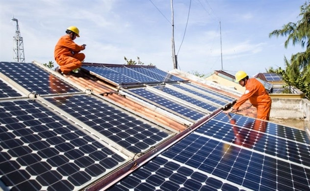 Number of customers installing solar power systems nearly triples